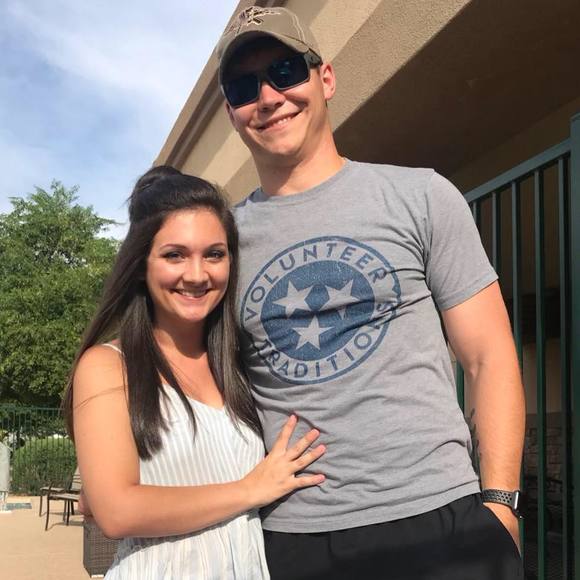 Meet your Posher, Julia - Picture 1 of 1